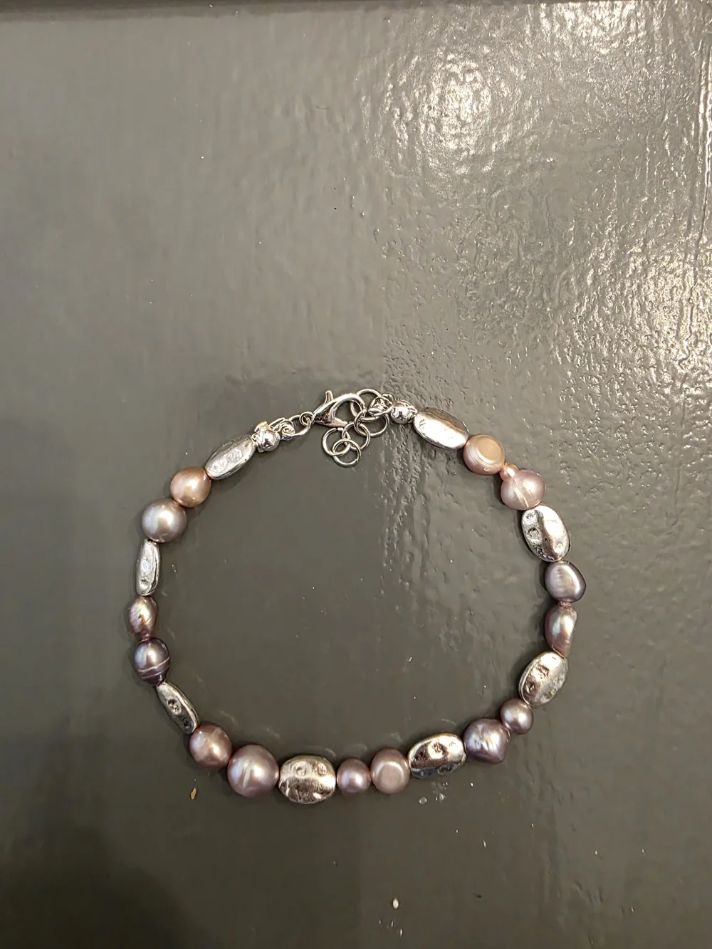 Elegant Pearl and Silver Bead Bracelet - Pink Pearl Accent